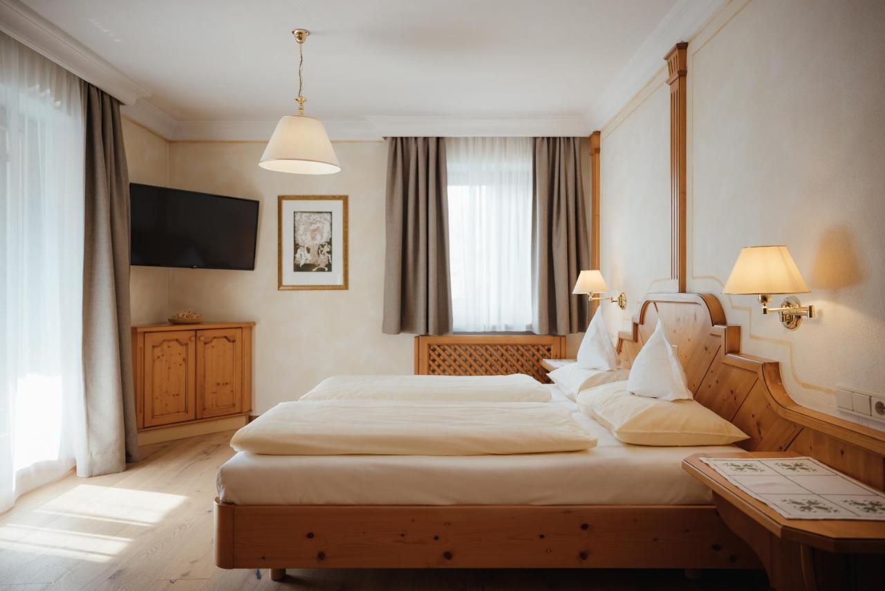 Gourmet Hotel Gran Ander Badia (South Tyrol) Exterior foto